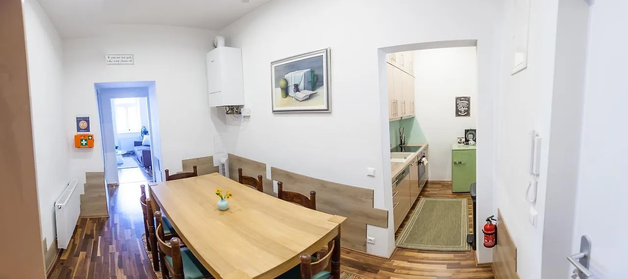 Vienna Market Apartments & Free Parking